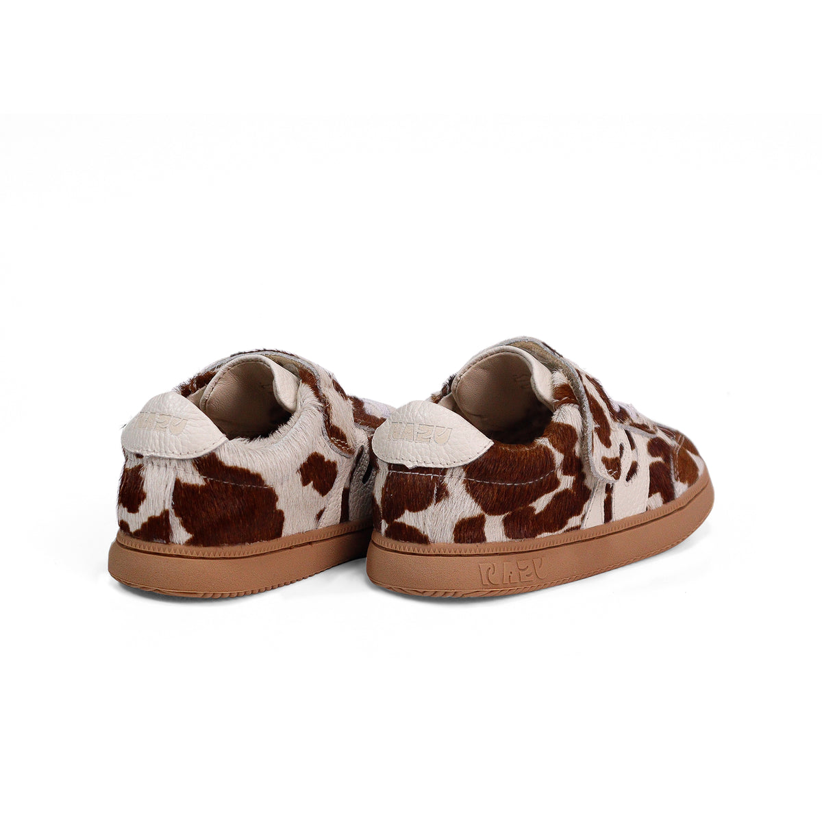 Zapatillas barefoot Tami estampado de vaca, vista lateral y trasera