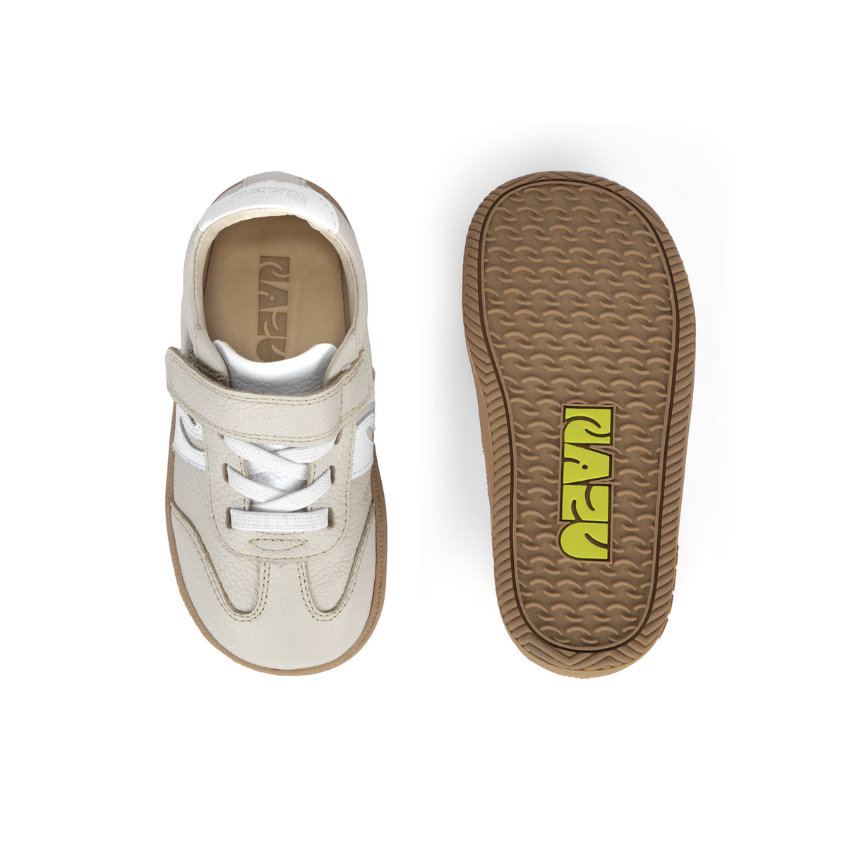 Zapatilla barefoot Kai vista desde arriba y suela de caucho